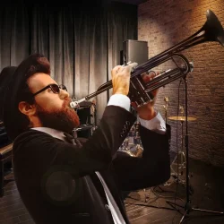 Eastar ETR-380 Bb Standard Begynder Trumpet inkl. kuffert &amp; tilbeh�r (Sort)