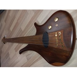 Brugt Marleaux Diva fretless 5-strenget el bas