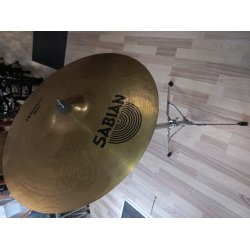 Brugt Sabian HH 20'' Medium Ride med stativ