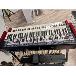 Brugt Nord C2D Combo Organ med Drawbars og Nord Pedal Keys 27