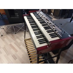 Brugt Nord C2D Combo Organ med Drawbars og Nord Pedal Keys 27