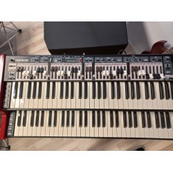 Brugt Nord C2D Combo Organ med Drawbars og Nord Pedal Keys 27