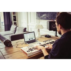 ARTURIA KeyLab Essential 49 USB/MIDI keyboard
