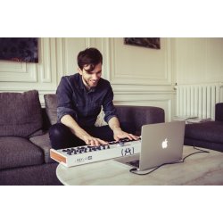 ARTURIA KeyLab Essential 49 USB/MIDI keyboard