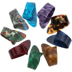 Alice AP100N Tommelfinger Plekter (1 stk, assorterede farver)  