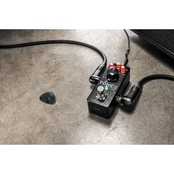 IK Multimedia TONEX ONE Modeling Pedal i Mikroformat til Guitar/Bas