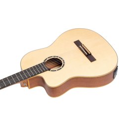 Ortega RCE125SN-L 4/4 St�rrelse Venstreh�ndet Klassisk Guitar m/mikrofon inkl. taske 