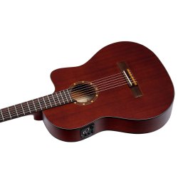 Ortega RCE125MMSN 4/4 St�rrelse Klassisk Guitar m/mikrofon inkl. taske 