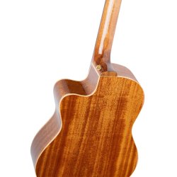 Ortega RCE138SN 4/4 St�rrelse Klassisk Guitar m/mikrofon inkl. taske 