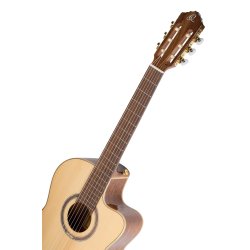 Ortega RCE138SN 4/4 St�rrelse Klassisk Guitar m/mikrofon inkl. taske 