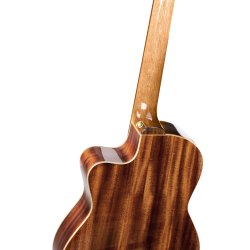 Ortega RCE138-T4 4/4 St�rrelse Klassisk Guitar m/mikrofon inkl. taske 