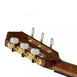 Ortega RE158RWSN 4/4 Strrelse Klassisk guitar m/mikrofon inkl. taske 