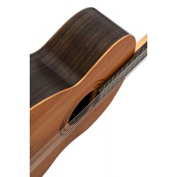 Ortega R16PC Slim neck 4/4 Klassisk guitar inkl. taske