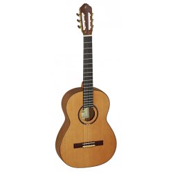 Ortega M4CS 4/4 St�rrelse Klassisk Guitar inkl. kuffert
