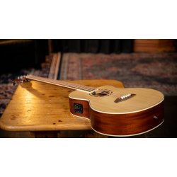 Ortega D7CE-5 Cutaway 5-strenget Akustisk bas m/mikrofon 