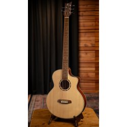 Ortega D7CE-5 Cutaway 5-strenget Akustisk bas m/mikrofon 