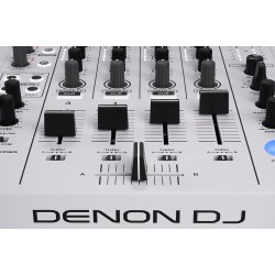 Denon DJ SC LIVE 4 Stand-Alone 4-decks DJ-Controller (White)
