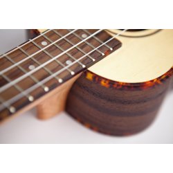 Reno RU230 soprano ukulele