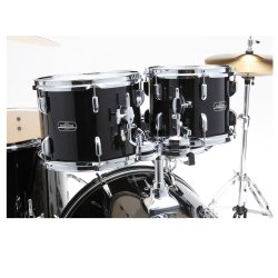 Tama ST50H5C-BNS Stagestar 5-delt Trommes�t inkl. stativ, stol og b�kkener