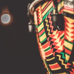 Meinl Percussion ADJ10-SI 10'' syntetisk djembe 