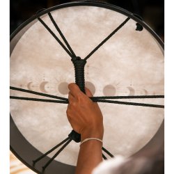 Meinl Sonic Energy RD16DWB-SH Ritual M�nefaser H�ndtromme m/syntetisk skind (16&Prime;/40cm,Valn�dbrun)