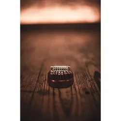 Meinl Sonic Energy KL8MINI Solid Mini Kalimba C Dur 8 Noder (Sapele) inkl. snor