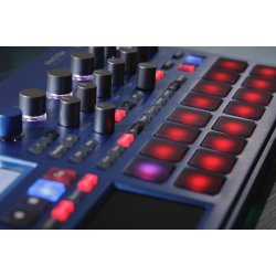 KORG Electribe 2-BL Music Production Station Analog Modeling Sound Engine + PCM Sound Engine 