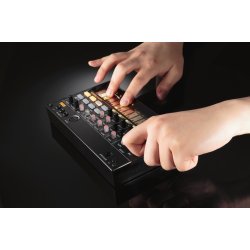 KORG VOLCA-BEATS Analog Rhythm Machine