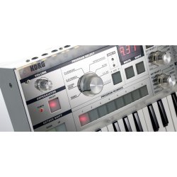 KORG microKORG Crystal Den Klassiske 4-stemmers VA-synth Stilren Jubil�umsudgave