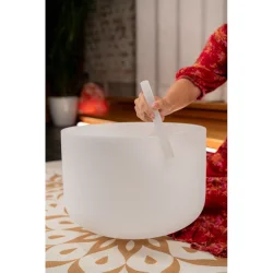 Meinl Sonic Energy CSBM16D3 16" Hvid-Frostet Krystal Syngesk�l (D3, 440 Hz, Sacral Chakra)