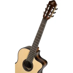 Ortega GRANDSUITE-CE The Private Room 4/4 St�rrelse Klassisk Guitar m/mikrofon &amp; lydhul inkl. taske