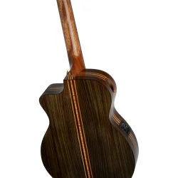 Ortega GRANDSUITE-CE The Private Room 4/4 St�rrelse Klassisk Guitar m/mikrofon &amp; lydhul inkl. taske