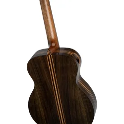 Ortega GRANDSUITE The Private Room 4/4 St�rrelse Klassisk Guitar m/mikrofon &amp; lydhul inkl. taske