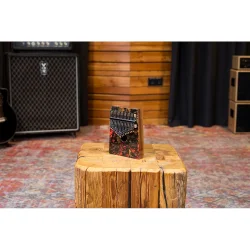 Meinl Percussion KA17LV Lydhul Design Serien Kalimba C Dur 17 Noder (Lava) inkl. tilbeh�r