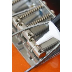 MusicNomad MN106 Tune-It Lubricant Kit