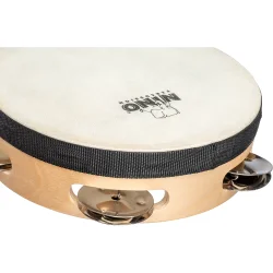 Nino Percussion NINO942 Tr� Tamburin �15cm m/syntetisk skind (1 r�kke jingles, natural) inkl. k�lle