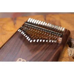Meinl Percussion PKA17AW Solid Kalimba m/pickup C dur 17 Noder (Amerikansk Valn�d) inkl. tilbeh�r