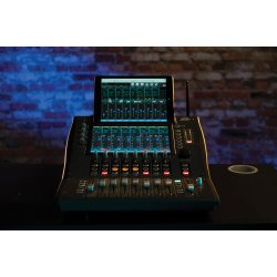 Peavey AUREUS digital mixer