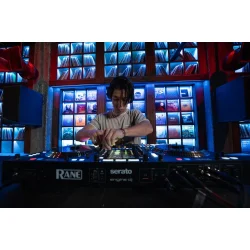 RANE SYSTEM ONE All-in-One Standalone Motoriseret DJ System
