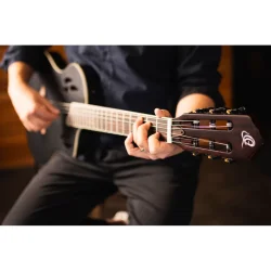 Ortega RTPSTD-SBK TourPlayer Series Slim Neck Thin body Klassisk Guitar m/mikrofon inkl. taske