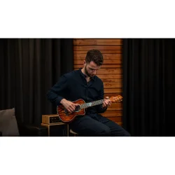 Ortega RUHZ30TH-BW Tenor Ukulele m/mikrofon 30th Anniversary Blue Whale