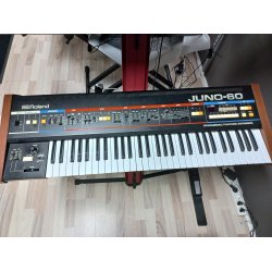 Vintage Roland Juno-60 Synth