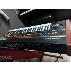 Vintage Roland Juno-60 Synth