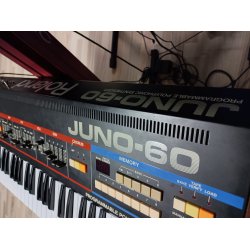 Vintage Roland Juno-60 Synth