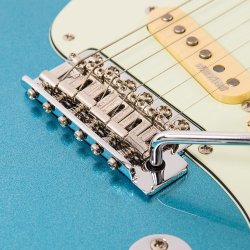 Vintage V6CAB ReIssued Candy Apple Blue Elektrisk Guitar