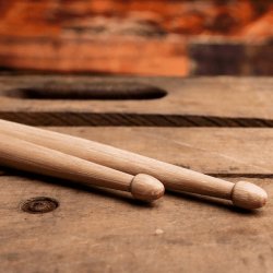 Vic Firth 7A American Classic� 7A Wood Tip Trommestikker