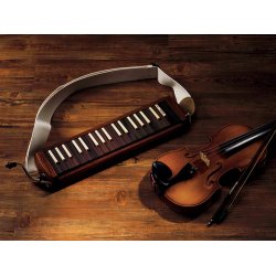 Suzuki W-37 Wooden Melodica inkl. taske, bl�ser�r &amp; 2 mundstykker (37 tangenter) 