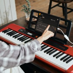 Casio CT-S200RD Keyboard