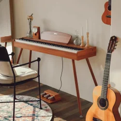 Donner DDP-80 Digital Klaver (88 fuldt v�gtede hammer-action tangenter) inkl. tripel-pedal (tr�)