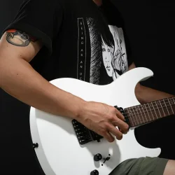 Donner DMT-100 W Elektrisk Guitar inkl. taske &amp; tilbeh�r (Hvid)